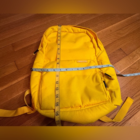Brevitē yellow Backpack - Picture 2 of 9